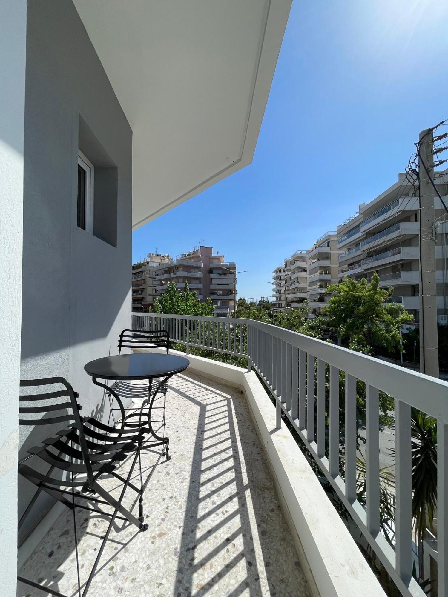 Athenean Bnb Seaside Serenity Steps From The Riviera Екстер'єр фото